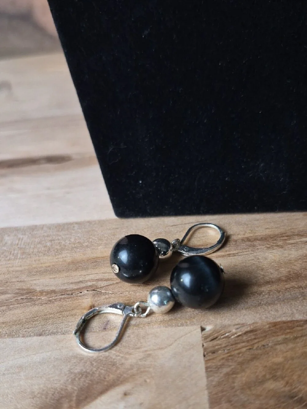 Source Unknown Black Beaded Drop Necklace with Matching Ring and Earrings